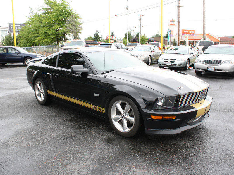 Used 2006 Ford Mustang GT RWD image 10