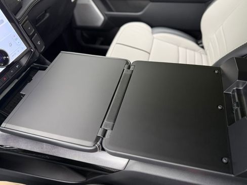 New 2025 Ford F150 Lightning Platinum image 24