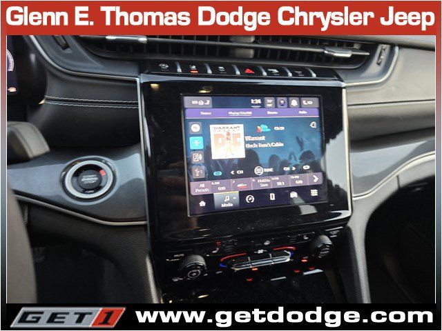 Used 2023 Jeep Grand Cherokee Altitude AWD/4WD image 14