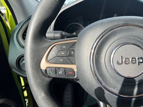 Used 2017 Jeep Renegade Sport w/ Power & Air Group AWD/4WD image 18