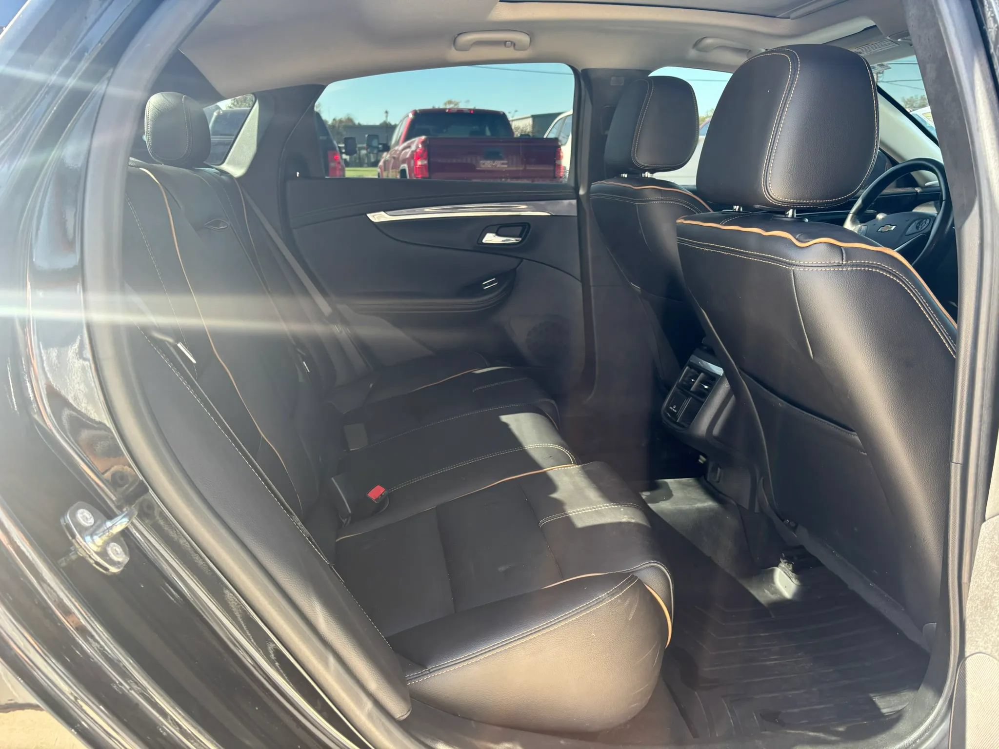 Used 2017 Chevrolet Impala Premier FWD image 17