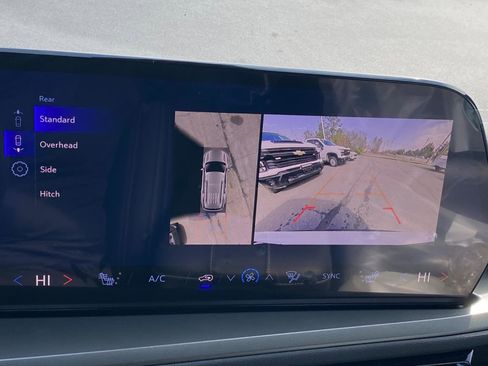 New 2026 Chevrolet Traverse LT w/ Driver Confidence Package FWD image 15