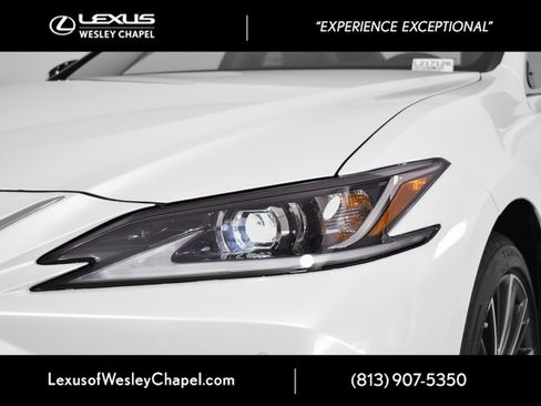 New 2025 Lexus ES 350 w/ Premium Package image 5