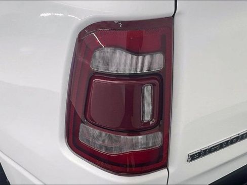 Used 2020 RAM 1500 Big Horn AWD/4WD image 29