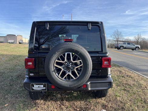 New 2026 Jeep Wrangler Sahara AWD/4WD image 6