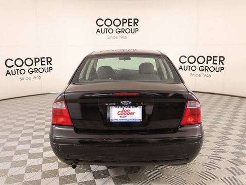 Used 2007 Ford Focus S FWD image 19