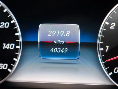 Used 2020 Mercedes-Benz CLS 450 w/ Premium Package image 25
