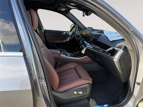 New 2026 BMW X5 xDrive50e w/ Climate Comfort Package image 15