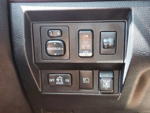Used 2020 Toyota Tundra SR5 w/ TRD Sport Package AWD/4WD image 23