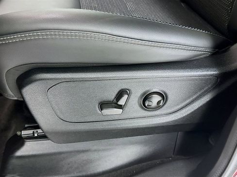 Used 2022 RAM 1500 Sport image 16