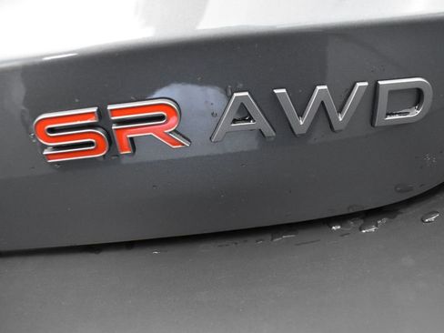 Used 2025 Nissan Kicks SR AWD/4WD image 10