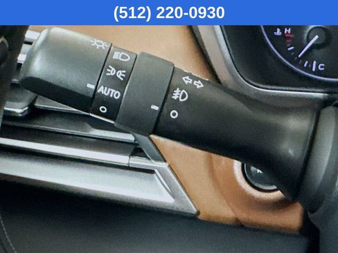 Certified 2025 Subaru Outback Touring XT AWD/4WD image 13