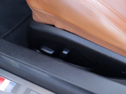 Used 2020 Chevrolet Camaro SS image 28