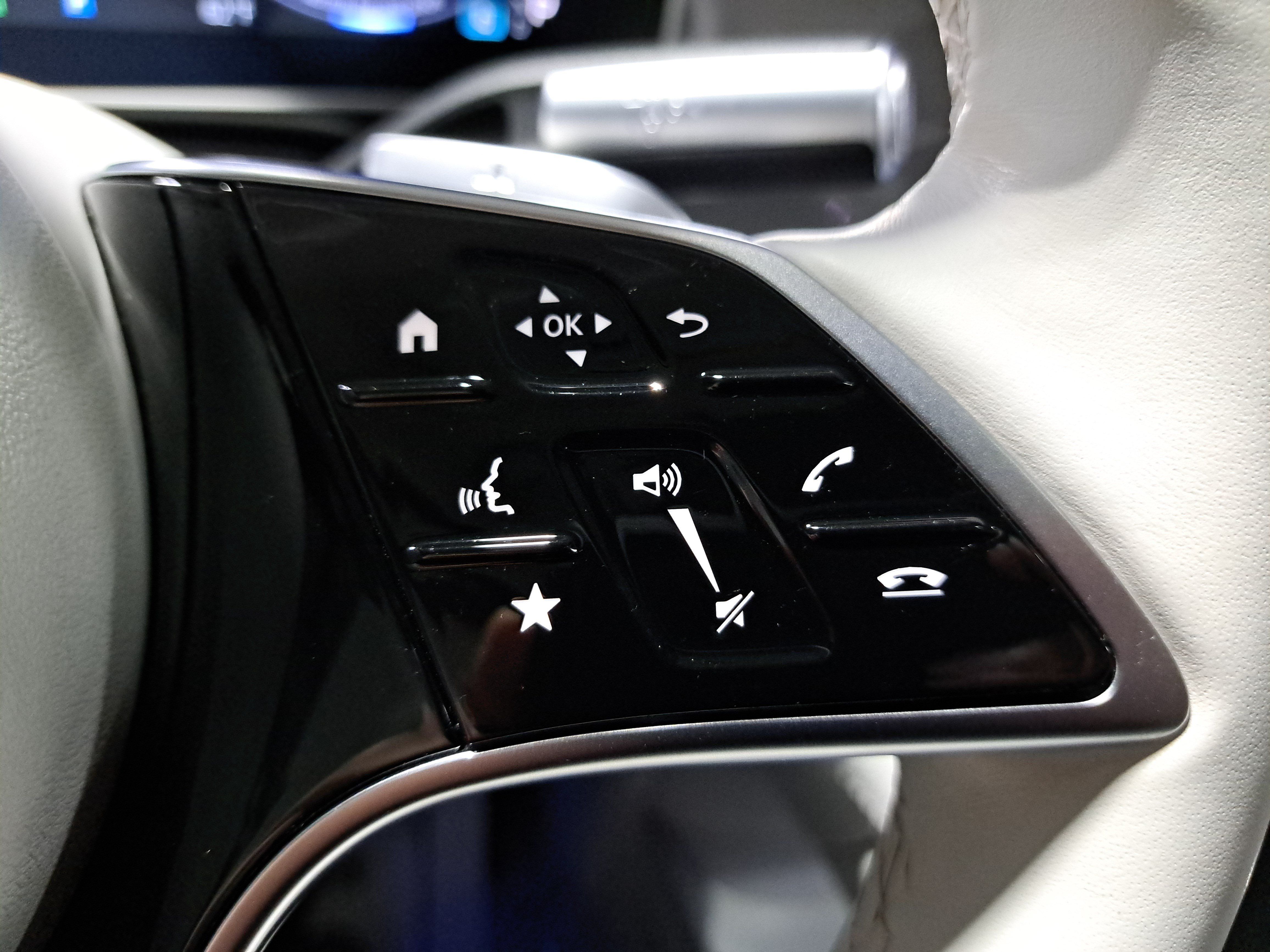 Certified 2023 Mercedes-Benz EQS 450+ SUV image 21