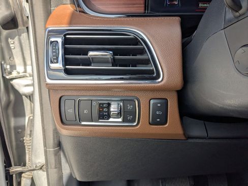 Used 2022 Lincoln Navigator Reserve image 20