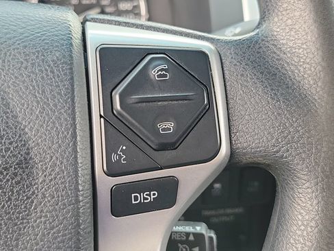 Used 2017 Toyota Tundra SR5 AWD/4WD image 24