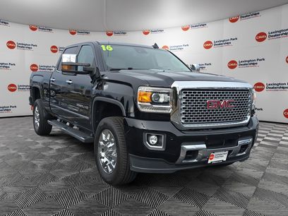 Used 2016 GMC Sierra 2500 Denali w/ Duramax Plus Package