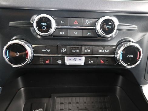 Used 2025 Ford F150 XLT w/ Equipment Group 302A MID image 26