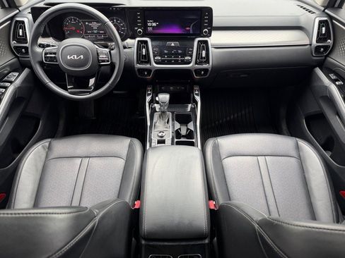 Used 2022 Kia Sorento SX image 16