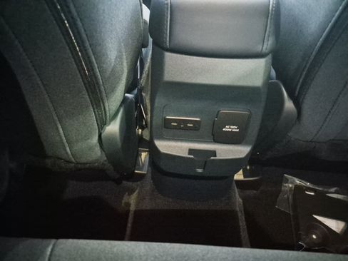 New 2025 Ford Maverick XLT w/ XLT Luxury Package image 19