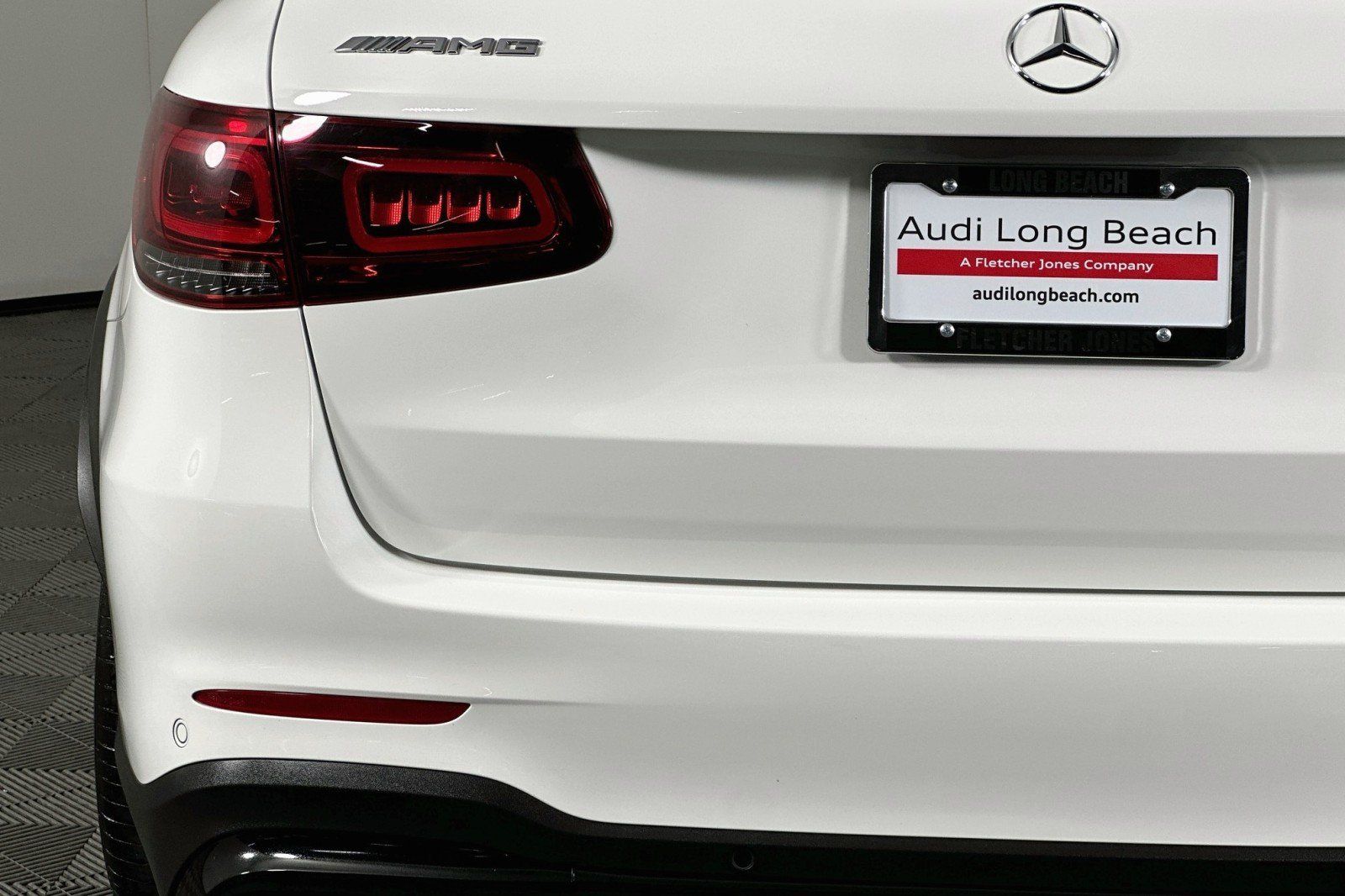 Used 2022 Mercedes-Benz GLC 43 AMG 4MATIC w/ Driver Assistance Package image 17