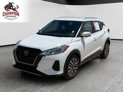 Used 2023 Nissan Kicks SV