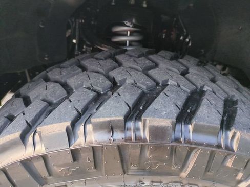 Used 2021 Ford F150 Platinum w/ Equipment Group 701A High AWD/4WD image 11
