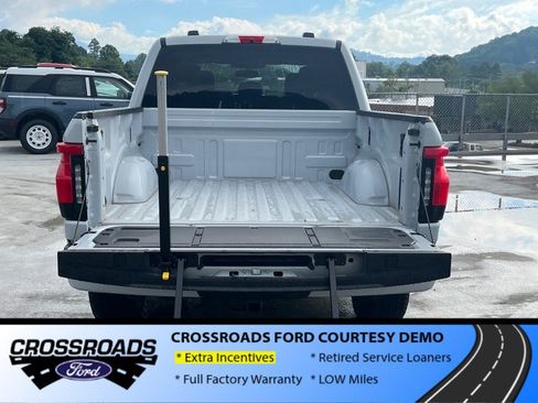 New 2025 Ford F150 Lightning XLT image 20