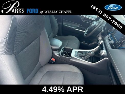 Used 2022 Toyota RAV4 LE FWD image 10