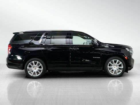 Used 2024 Chevrolet Tahoe High Country AWD/4WD image 6