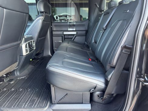 Used 2022 Ford F350 Platinum w/ FX4 Off-Road Package AWD/4WD image 18