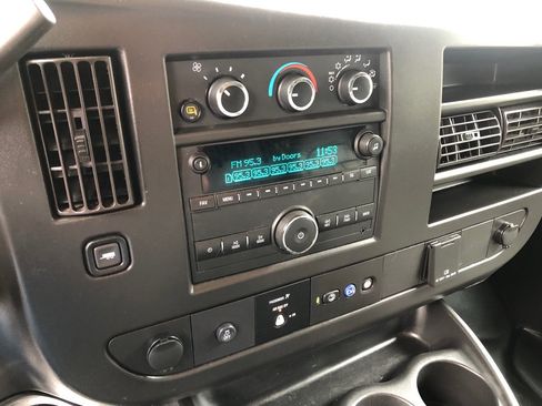 Used 2021 Chevrolet Express 2500 w/ Driver Convenience Package RWD image 27