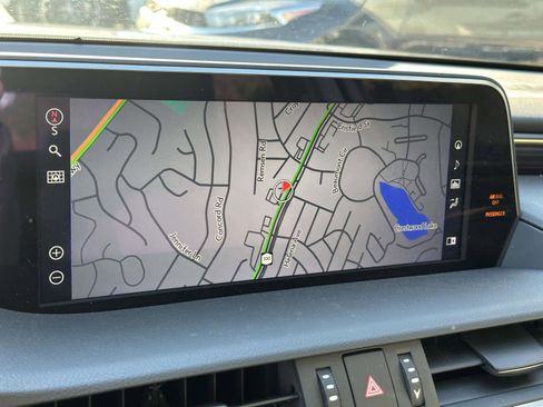 Used 2021 Lexus ES 350 w/ Premium Package image 25