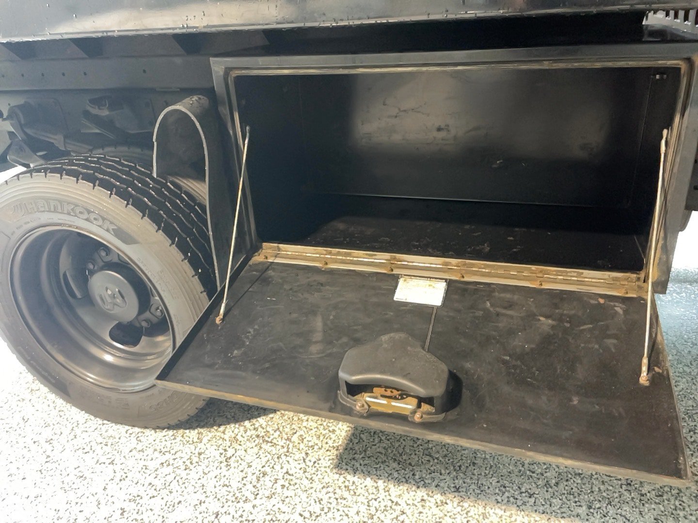 Used 2022 RAM 5500 Tradesman AWD/4WD image 10