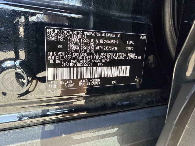 Used 2022 Toyota RAV4 XLE Premium AWD/4WD image 30