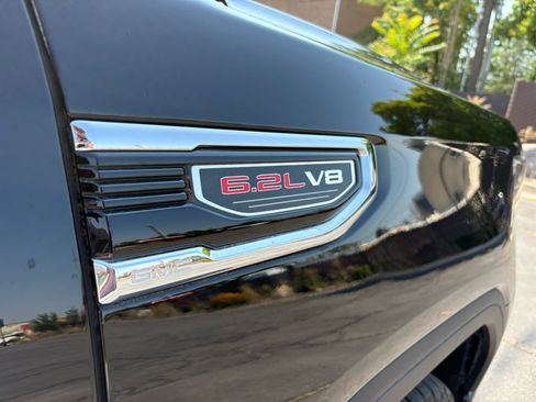 Used 2023 GMC Sierra 1500 Denali w/ Denali Reserve Package AWD/4WD image 4