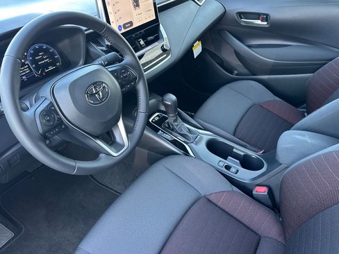 Certified 2026 Toyota Corolla SE w/ SE Package FWD image 9