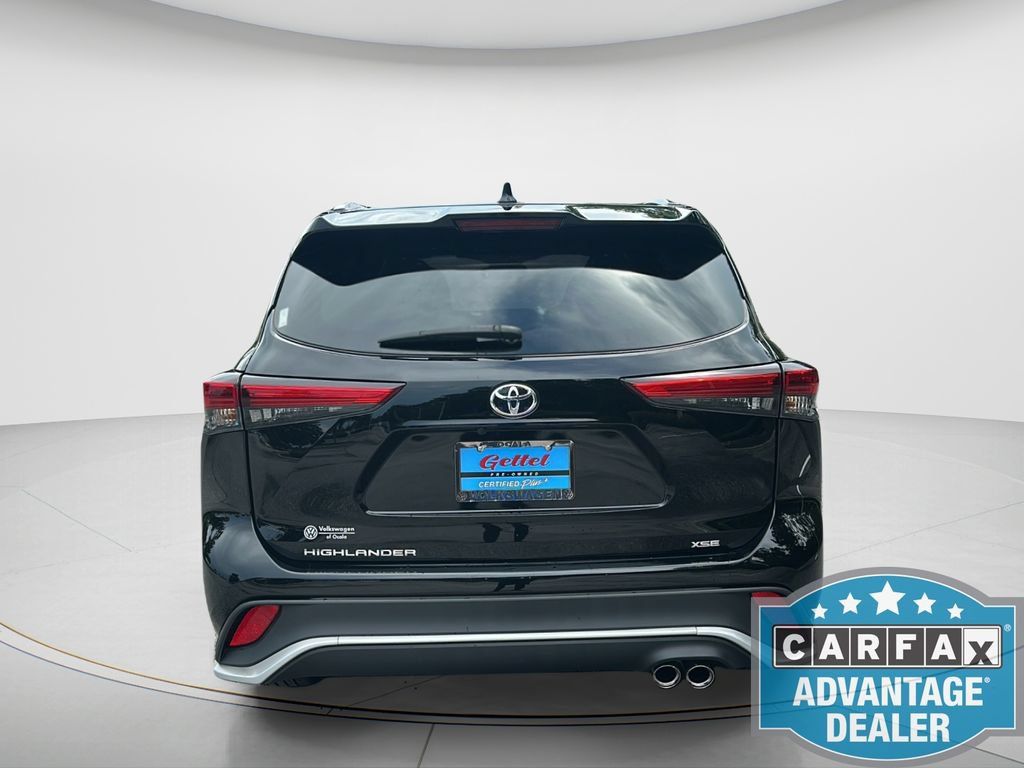 Used 2022 Toyota Highlander XSE FWD image 6