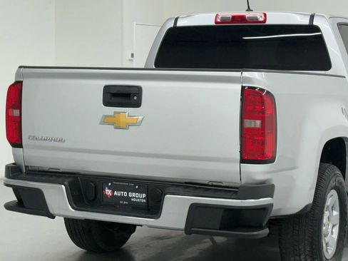 Used 2020 Chevrolet Colorado W/T w/ WT Convenience Package image 12