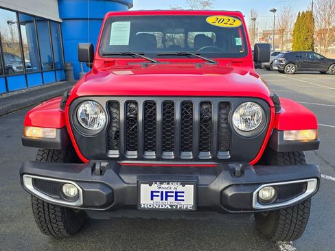 Used 2022 Jeep Gladiator Sport image 8