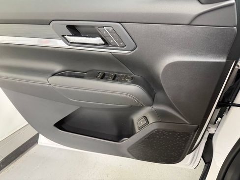 New 2026 GMC Terrain Elevation w/ Elevation Premium Package FWD image 11
