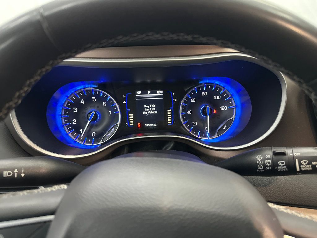 Used 2023 Chrysler Voyager LX FWD image 28