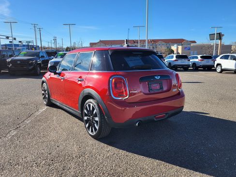 Used 2016 MINI Cooper 4-Door Hardtop image 3