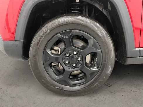 Used 2023 Jeep Compass Trailhawk w/ Trailhawk Convenience Group image 12