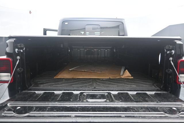 Used 2024 Jeep Gladiator Sport AWD/4WD image 32