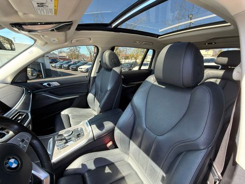 Used 2019 BMW X7 xDrive40i w/ Premium Package image 19