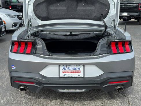 Used 2024 Ford Mustang Premium RWD image 5