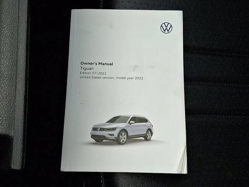 Used 2022 Volkswagen Tiguan SE R-Line AWD/4WD image 26