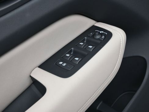 New 2026 Volvo XC60 B5 Core image 11