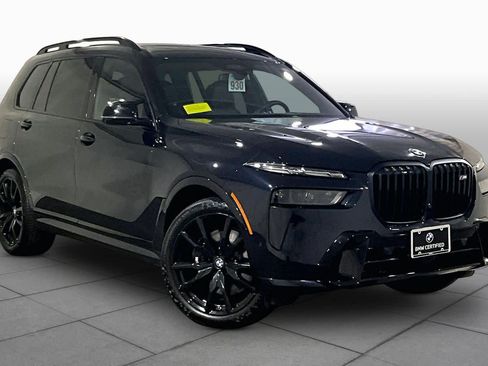 Certified 2025 BMW X7 M60i AWD/4WD image 2